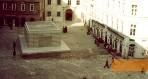 Image: Vienna, undated, Memorial on Judenplatz, Jüdisches Museum Wien