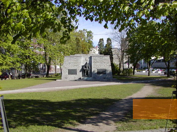 Image: Tallinn, 2006, The »Bronze Soldier« on its original location, Petri Krohn