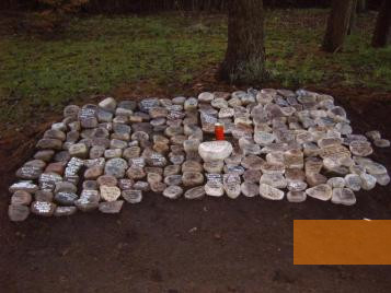 Image: Nützen, 2008, Memorial stones, KZ-Gedenkstätte Kaltenkirchen