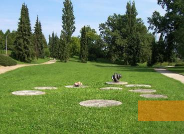 Image: Sisak, 2006, Mass grave for children at the Viktorovac cemetery, Stiftung Denkmal, Stefan Dietrich