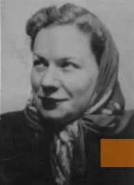 Bild:Krakau, 1942, Maria Blitz (geborene Salz), später Überlebende des Todesmarsches, im Krakauer Ghetto, Stiftung Denkmal