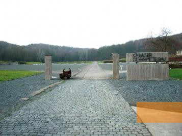 Image: Nordhausen, 2006, Entrance area to the former camp site, Ronnie Golz
