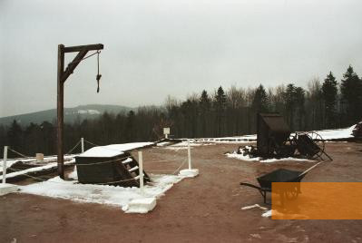Image: Natzweiler-Struthof, undated, Gallows on the premises of the former concentration camp, DMPA, Ministère de la Défense, J. Robert
