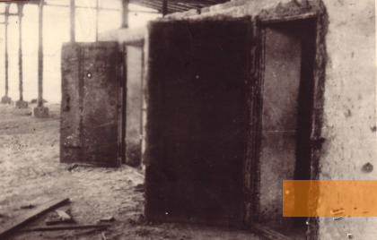 Image: Lublin, 1944, Gas chambers at Majdanek, photo taken a few days after the camp's liberation, Państwowe Muzeum na Majdanku