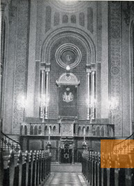 Image: Stettin, undated, Interior of the synagogue with pulpit, public domain