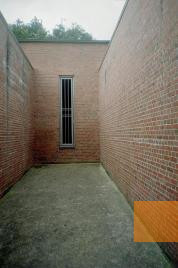 Image: Husum, 2003, Interior view of the memorial, A. Wagner
