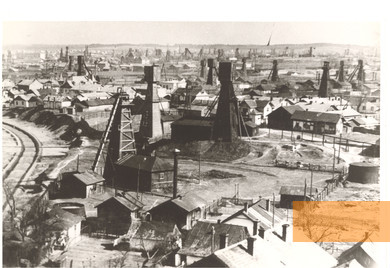Image: Boryslav, undated, Oil refineries, Dr. Bernd Schmalhausen, photo archive, Essen