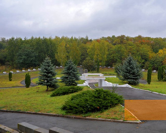Image: Rivne, undated, Memorial site, Obyedinennaya evreyskaya obchtchina ukrainy
