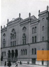 Image: Stettin, undated, Façade of the synagogue, public domain