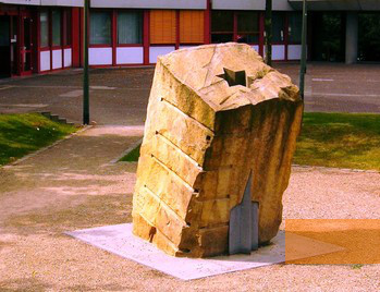 Image: Herzogenrath, 2004, The memorial to the Jews of Herzogenrath, Arbeitskreis »Wege gegen das Vergessen«