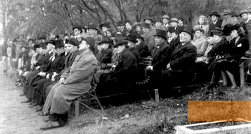 Image: Trondheim, October 13, 1947, Inauguration ceremony for the memorial on the Trondheim Jewish cemetery, Bjarte Bruland