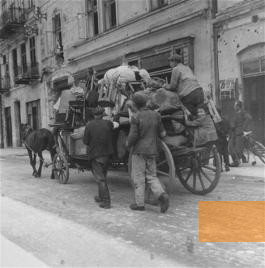 Image: Przemyśl, May or July 1942, Jews were forced to move into the ghetto, YIVO Archives