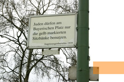 Bild:Berlin, 2008, Rückseite einer Tafel, Stiftung Denkmal