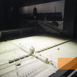 Bild:London, 2007, Modell des Vernichtungslagers Auschwitz-Birkenau, Imperial War Museum