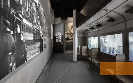 Bild:Warschau, 2014, Ansicht der Dauerausstellung: »Holocaust«, Muzeum Historii Zydów Polskich POLIN, M. Starowieyska, D. Golik