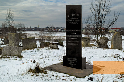 Bild:Busk, 2015, Denkmal für die ermordeten Juden auf dem jüdischen Friedhof, Christian Herrmann