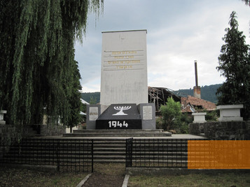Bild:Sighet, 2009, Holocaustdenkmal, Solange Le Flem (http://www.flickr.com/photos/sokleine/)