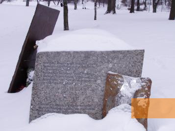 Image: Helsinki, undated, Winter view of the memorial, Jorma Virtanen