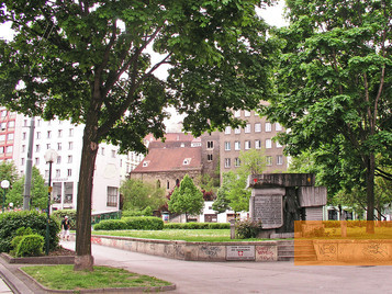 Bild:Wien, 2010, Das Mahnmal und seine Umgebung am Morzinplatz, wikipedia commons, Filmbuster 