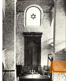 Bild:Sarajewo, o.D., Inenraum der Alten Synagoge, jewishpostcardcollection.com