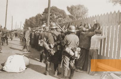 Bild:Tschenstochau, 1939, Aufnahme vom 4. September 1939, dem »Blutigen Montag, USHMM