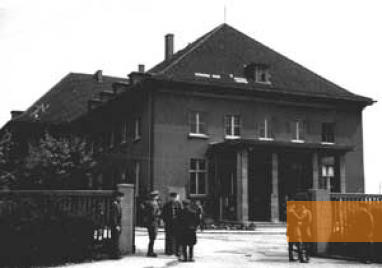 Image: Berlin, May 8, 1945, The former officers' mess of Pionierschule I, Museum Berlin-Karlshorst