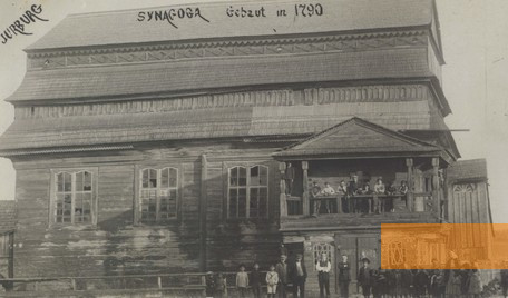 Bild:Jurburg, um 1915, Die historische Holzsynagoge, Joel Alpert