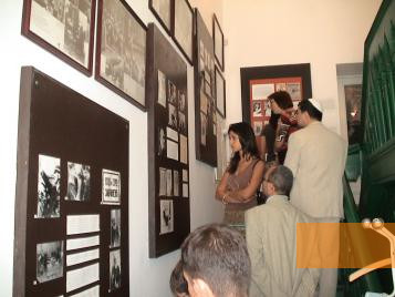 Bild:Sofia, 2005, Ausstellung im Jüdischen Museum, Synagogue Sofia