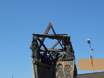 Bild:Pressburg, 2007, Detailansicht des Holocaustdenkmals, cangaroojack