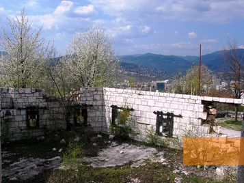 Bild:Sarajewo, 2009, Blick aus der Festung, John Mulhouse