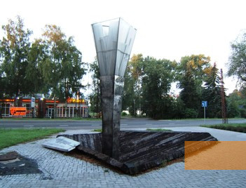 Bild:Riga, 2007, Ansicht des Denkmals, Mark Hatlie