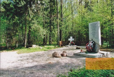 Bild:Lauknen, 2011, Denkmale für die erschossenen Häftlinge, Stiftung Denkmal