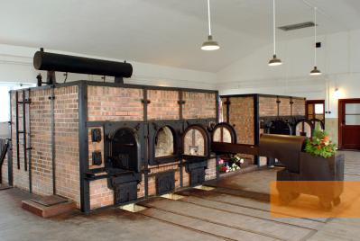 Image:  Buchenwald, 2005, Inside the crematorium building, Sammlung Gedenkstätte Buchenwald, Peter Hansen