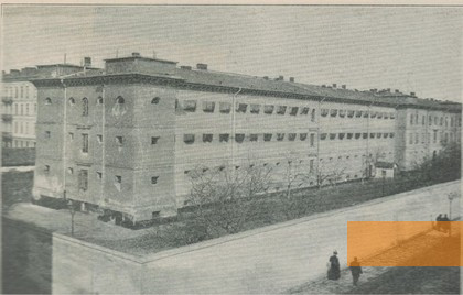 Bild:Warschau, 1906, Das Hauptgebäude des Gefängnisses, Muzeum Więzienia Pawiak - oddział Muzeum Niepodległości