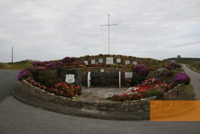 Bild:Alderney, 2011, Das »Hammond Memorial«, Robin Oakley