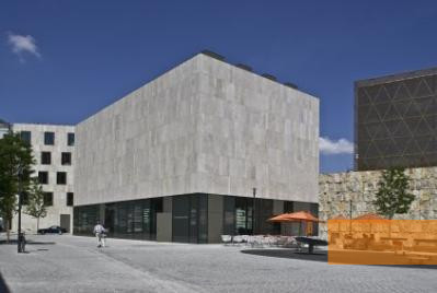 Image: Munich, 2008, The Jewish Museum and museum cafe, Franz Kimmel