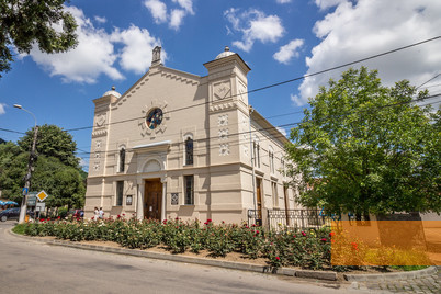 Bild:Şimleu Silvaniei, 2016, Ansicht der Synagoge, Ady Negrean