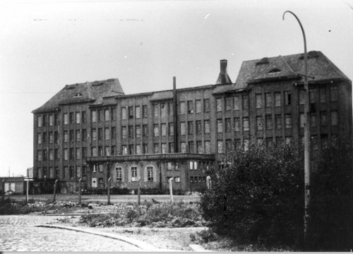 Hamburg, Mai 1945, Schule am Bullenhuser Damm mit Bombenschäden, Museet for Danmarks Frihedskamp