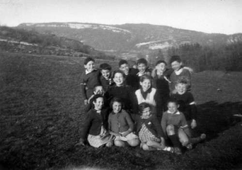 Izieu, 26. März 1944, Gruppenfoto der Kinder 12 Tage vor ihrer Verschleppung, Maison d’Izieu, Collection Marie-Louise Bouvier