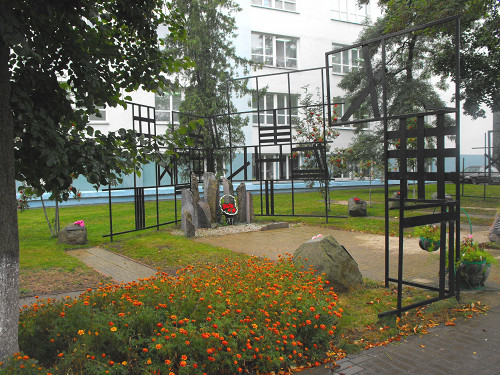 Sluzk, 2012, Denkmal für die Opfer des Ghettos, Avner