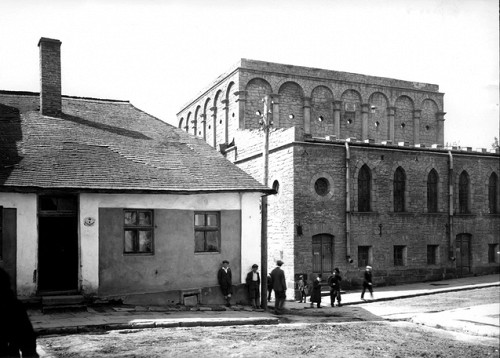 Tarnopol, o.D., Eine Synagoge, Yad Vashem