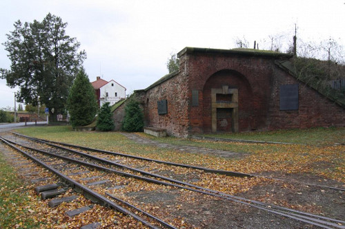 Theresienstadt, 2009, Die im Ghetto eigens für die Deportationen angelegten Bahngleise, Stiftung Denkmal, Anja Sauter