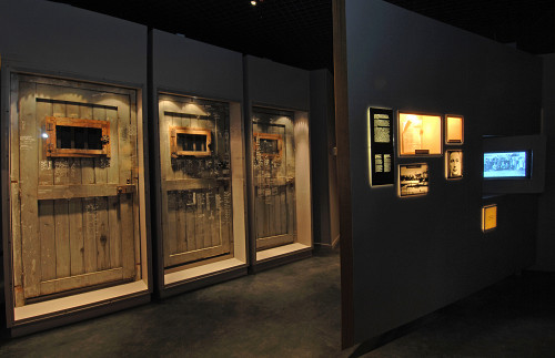 Grenoble, o.D., Blick in die Ausstellung, Musée de la Résistance et de la Déportation de l'Isère