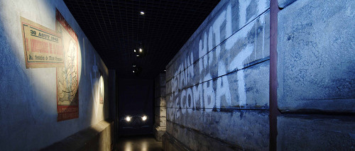 Grenoble, o.D., Blick in die Ausstellung, Musée de la Résistance et de la Déportation de l'Isère