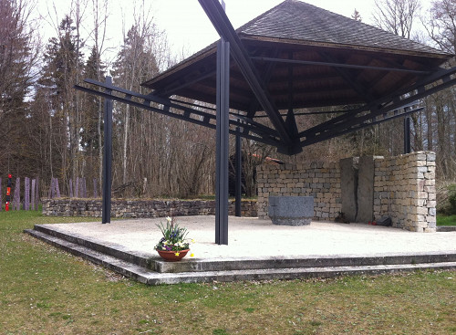 Gomadingen, 2012, Offene Gedenkkapelle, Stiftung Denkmal