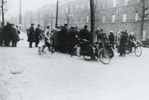 Amsterdam, 1941, Straßenszene während des Februarstreiks, Image bank WW2 – NIOD