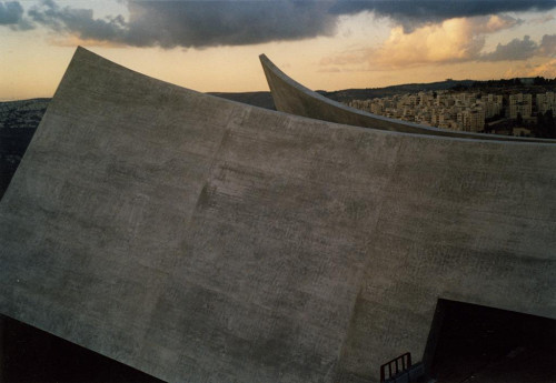 Jerusalem, o.D., Ansicht des Museumsneubaus, Yad Vashem