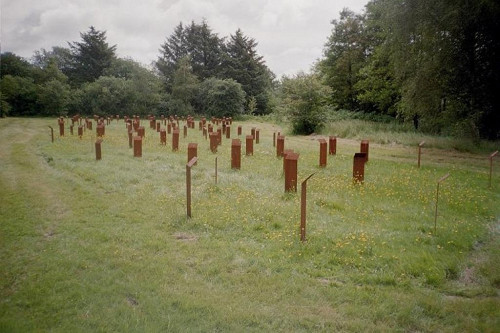 Husum, 2003, Stelenfeld mit Namen der Todesopfer, A. Wagner