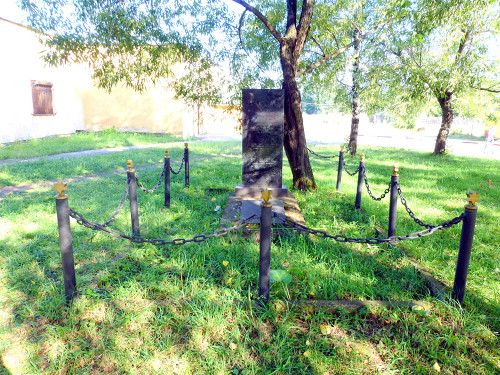 Boryslaw, 2012, Gedenkstein zur Erinnerung an den ehemaligen jüdischen Friedhof, Klaus Hasbron-Blume