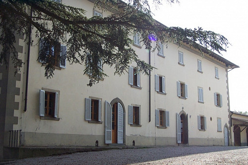 Civitella in Val di Chiana, 2003, Im 2. Stock des ehemaligen Lagergebäudes befindet sich das Dokumentationszentrum, Biblioteca comunale di Civitella in Val di Chiana